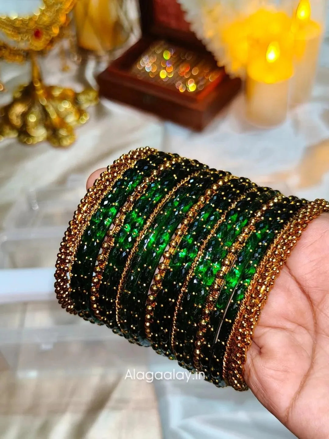 BG30 - Green Raindrop & Antique Bangle Set