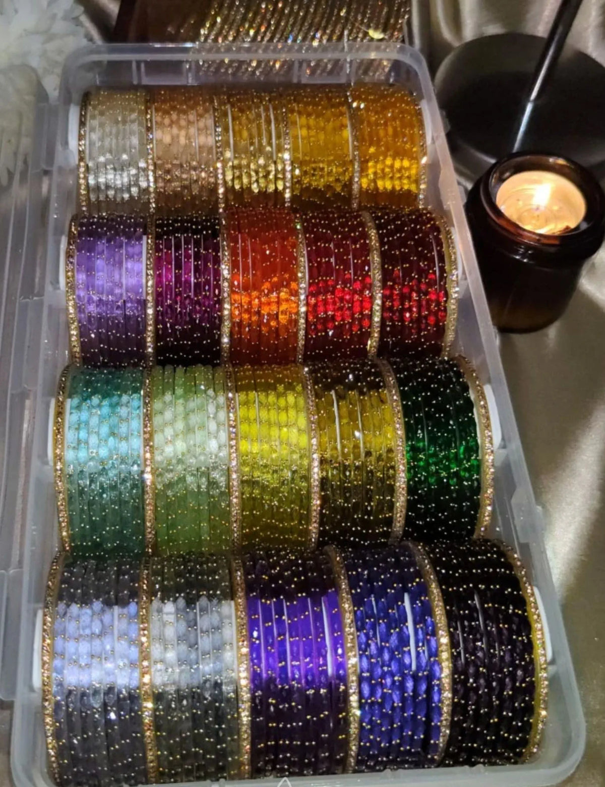 BX05 - Raindrop glass premium quality & Border Bangles (20 Half dozen Raindrop + 1 Dozen border) - Full set