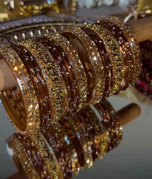 BG18 - Premium Dot with Lakshmi Bangles - Single Set - For Both Hands