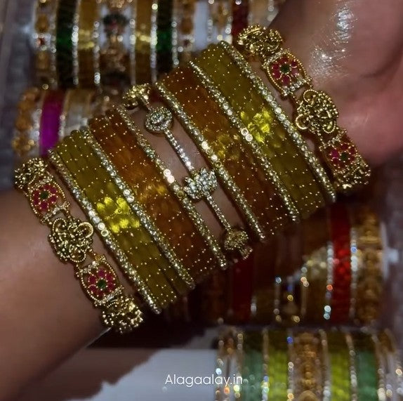 BG05 - Luxury Bridal Bangles Combo - 2 * half dozen Raindrop + Half dozen border + 3 Antique Bangles